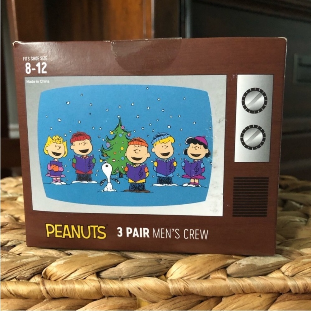 Peanuts: Snoopy 3 pair men’s crew socks Winter gift set